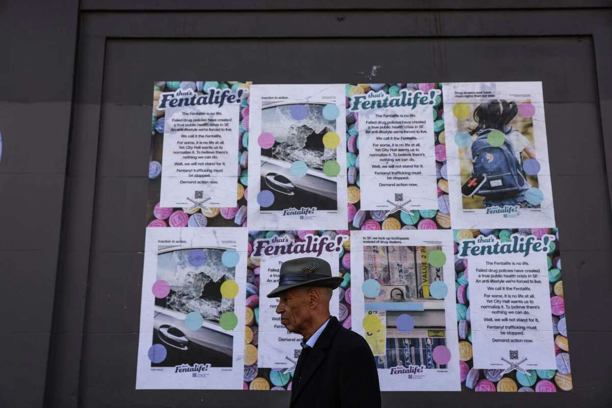 倡导组织“共同行动”(TogetherSF Action)最新发布的广告敦促市政厅采取更多措施，解决旧金山的芬太尼危机。