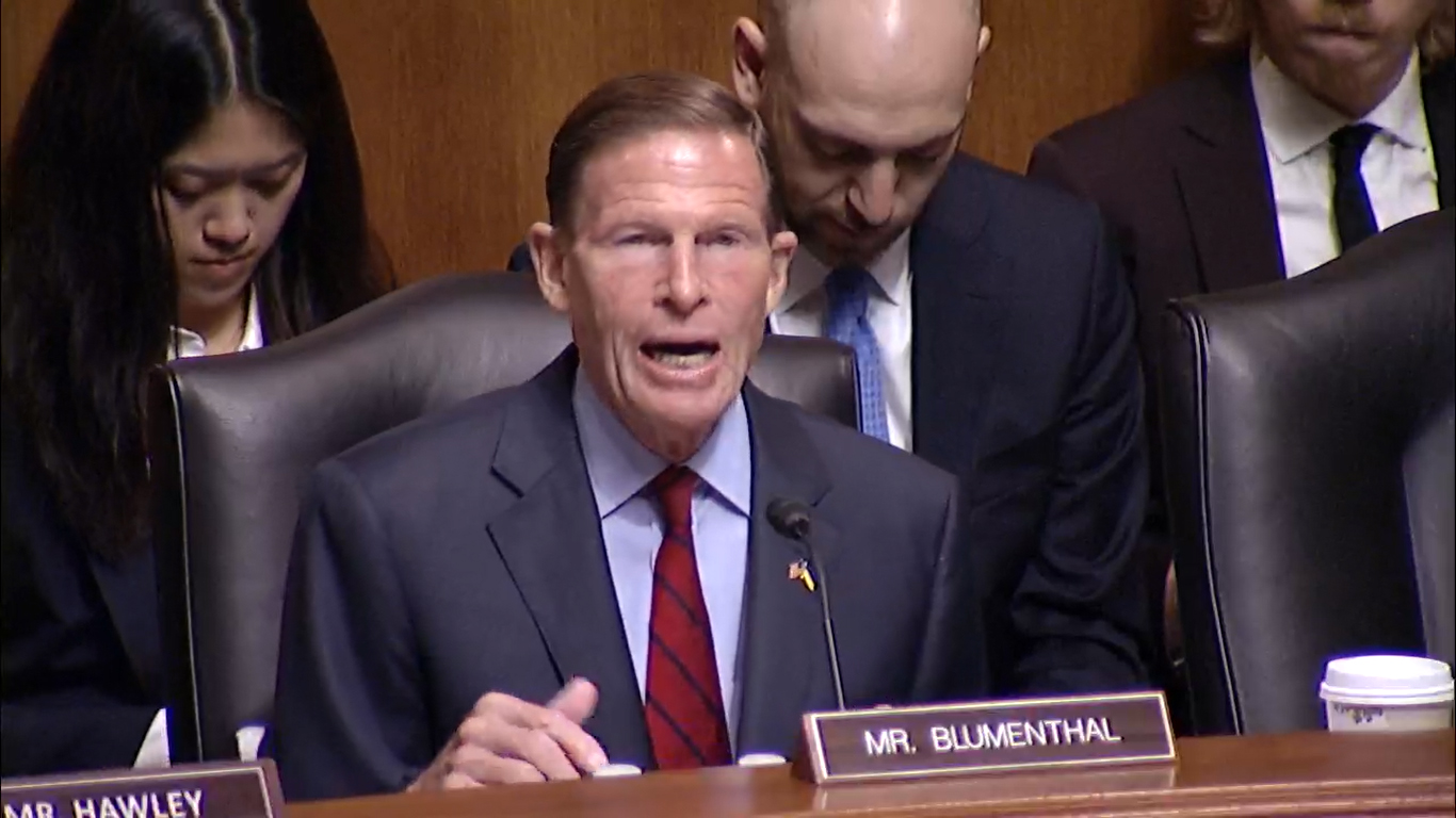 Blumenthal kicks off AI hearings in DC: 'Have to have an agency' – Middletown Press