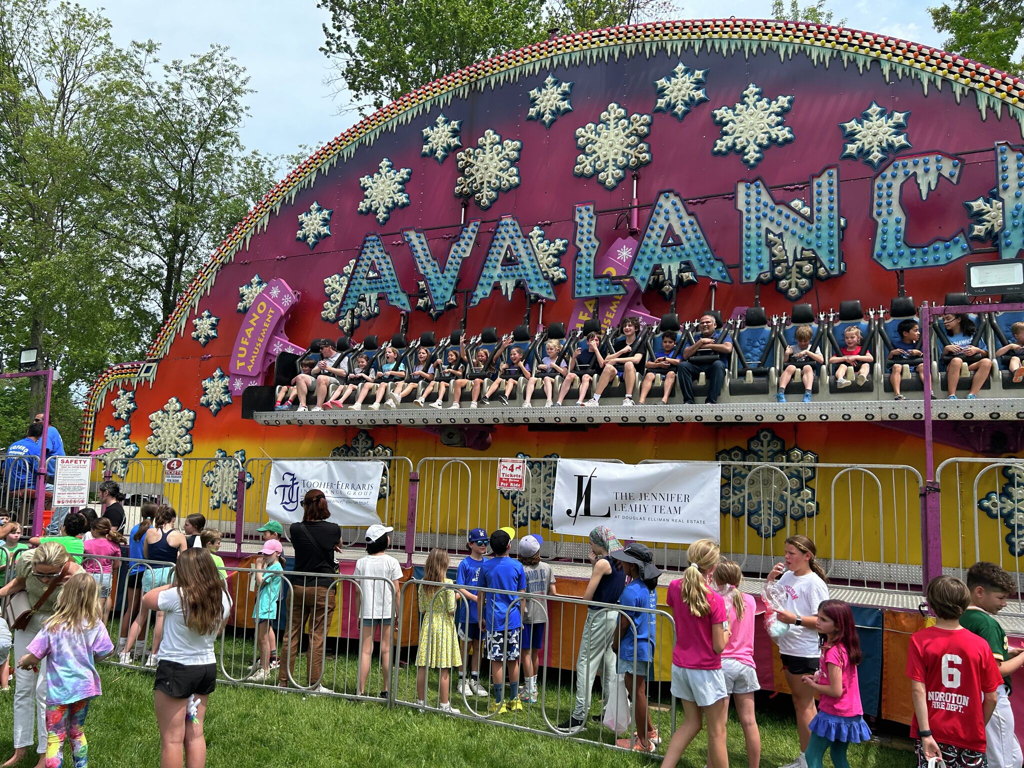 Hindley Elementary in Darien hosts fundraiser carnival