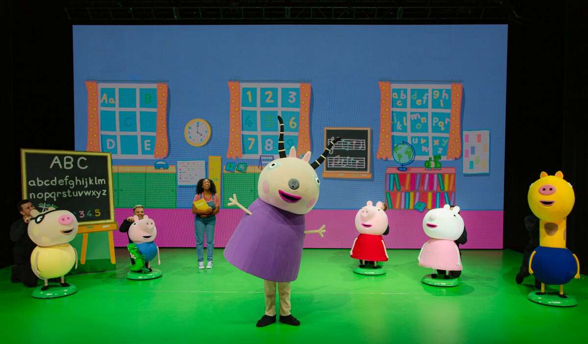 Peppa Pig’s Sing-Along Party! live show is coming to Sugar Land