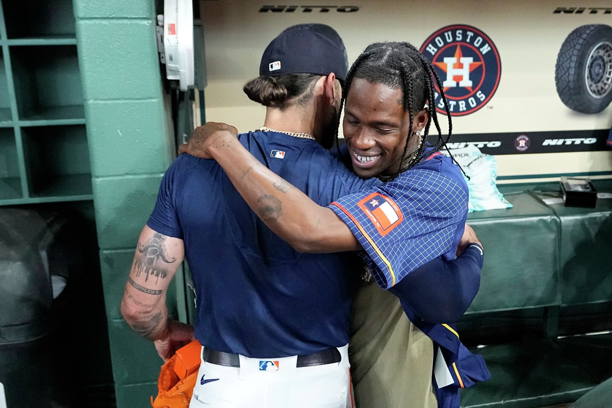 Travis Scott practices with Astros at Minute Maid Park