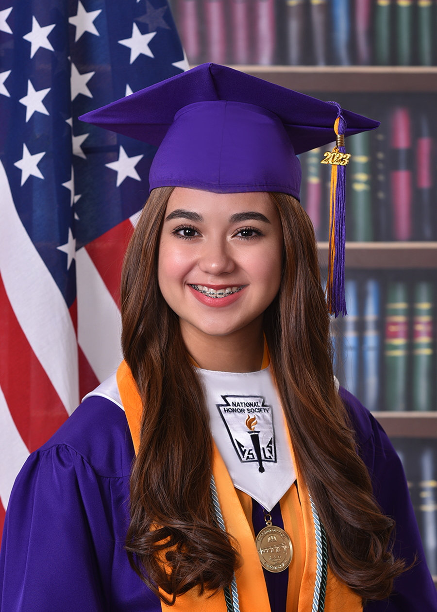 LBJ Salutatorian Anna Paola Segovia Rodriguez