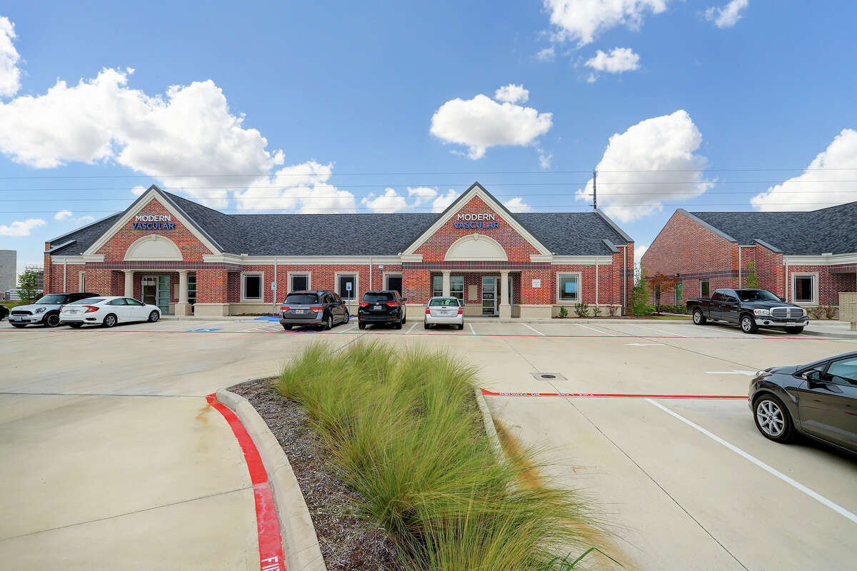 Grand Park Professional Place offers office condos for sale on South Peek Road in Richmond. The buildings have attracted medical and health care professionals, said Houston developer Milton Allen. 
