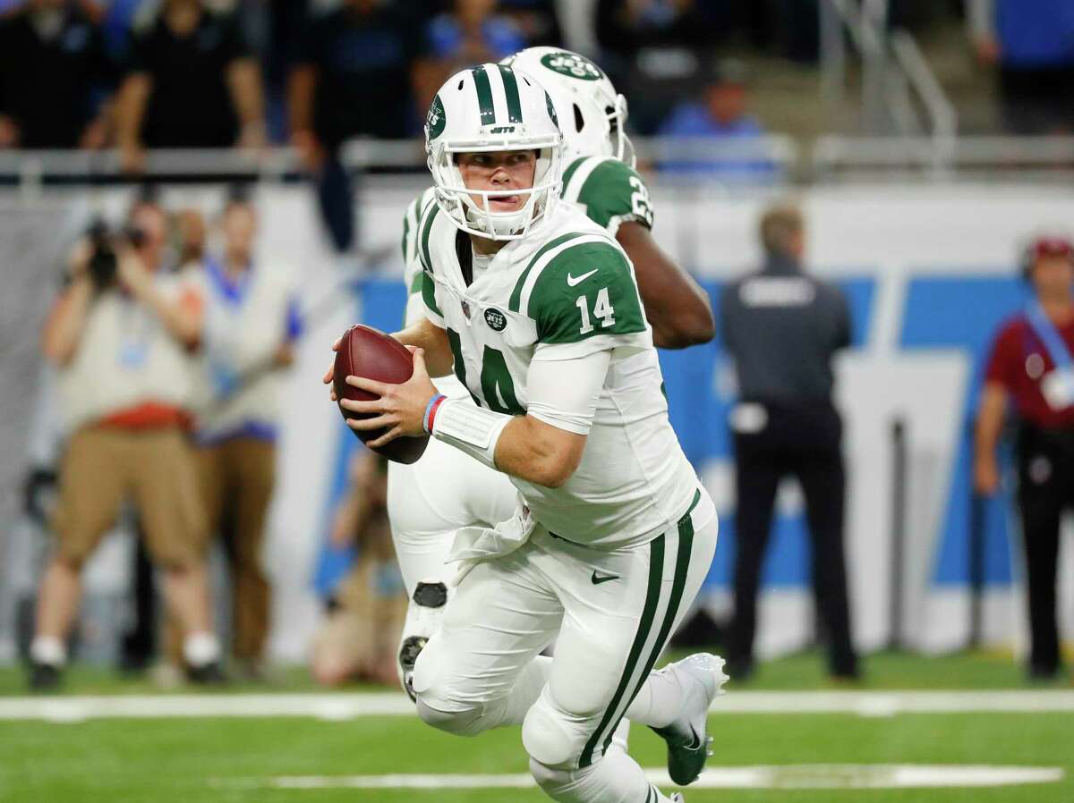 Sam Darnold's NFL Debut – Shark Attack