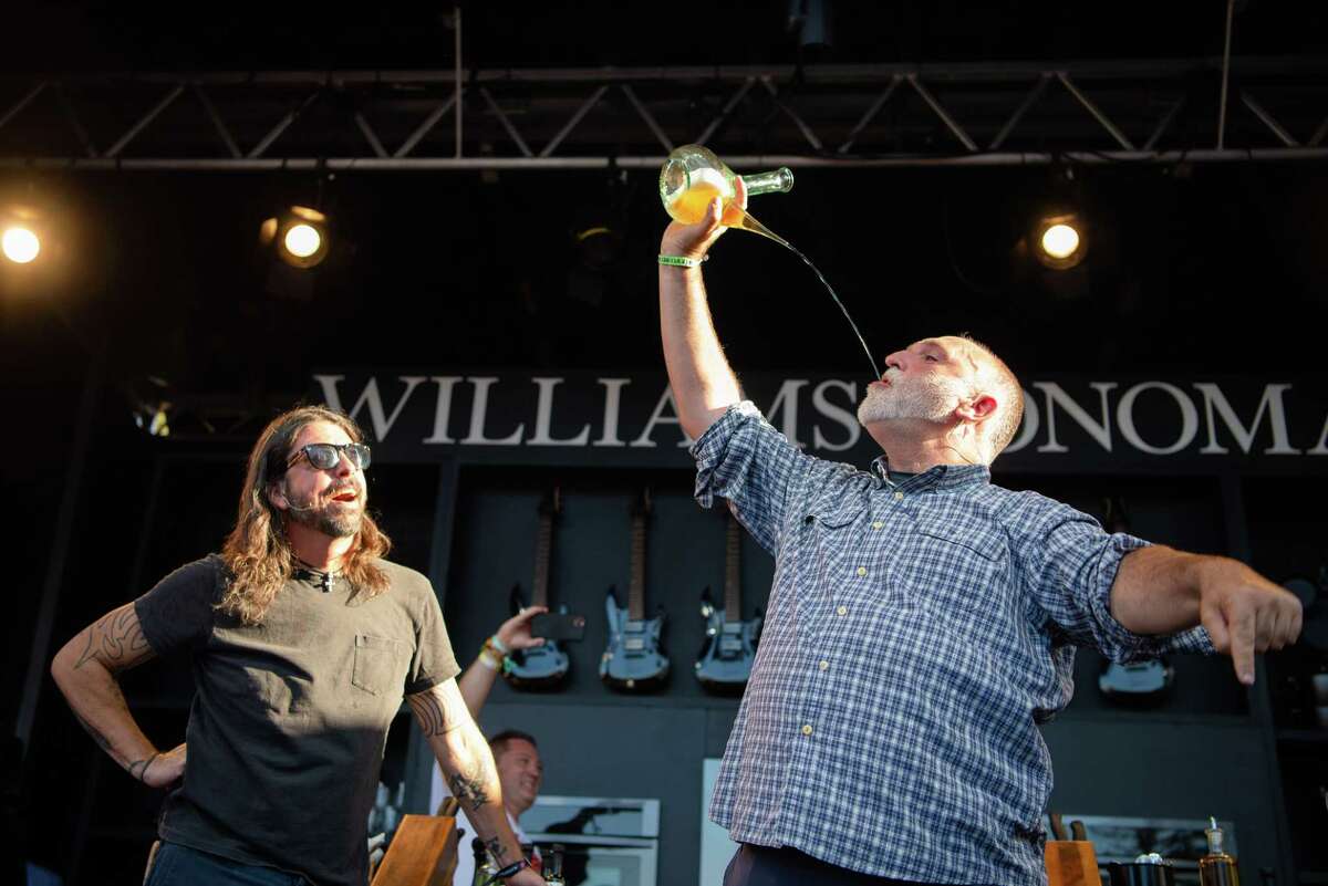 Dave Grohl (left) and chef José Andrés on the Williams Sonoma Culinary Stage at BottleRock Napa Valley in 2021.