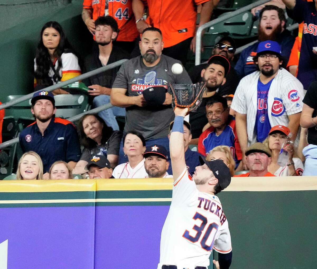 Houston Astros: Yordan Alvarez, Kyle Tucker Pace Win Over Cubs