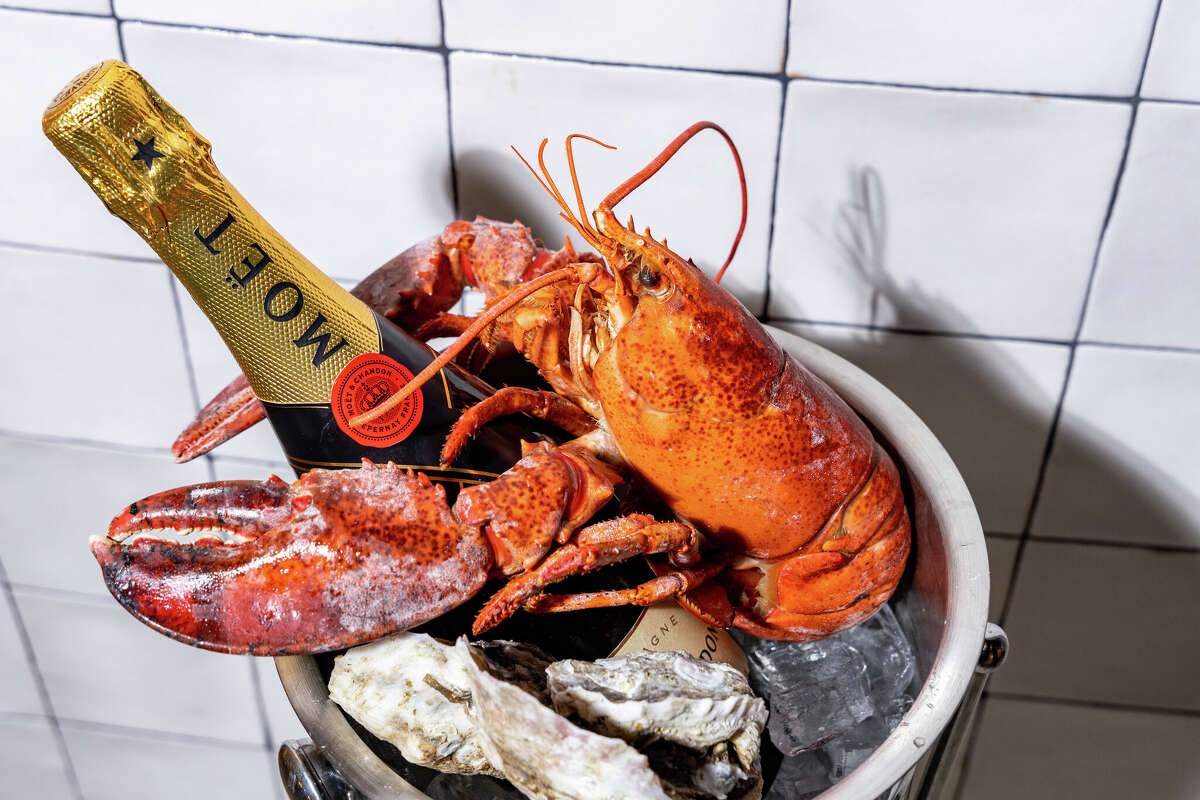 RAW* seafood restaurant now open in Hartford, from The Place 2 Be