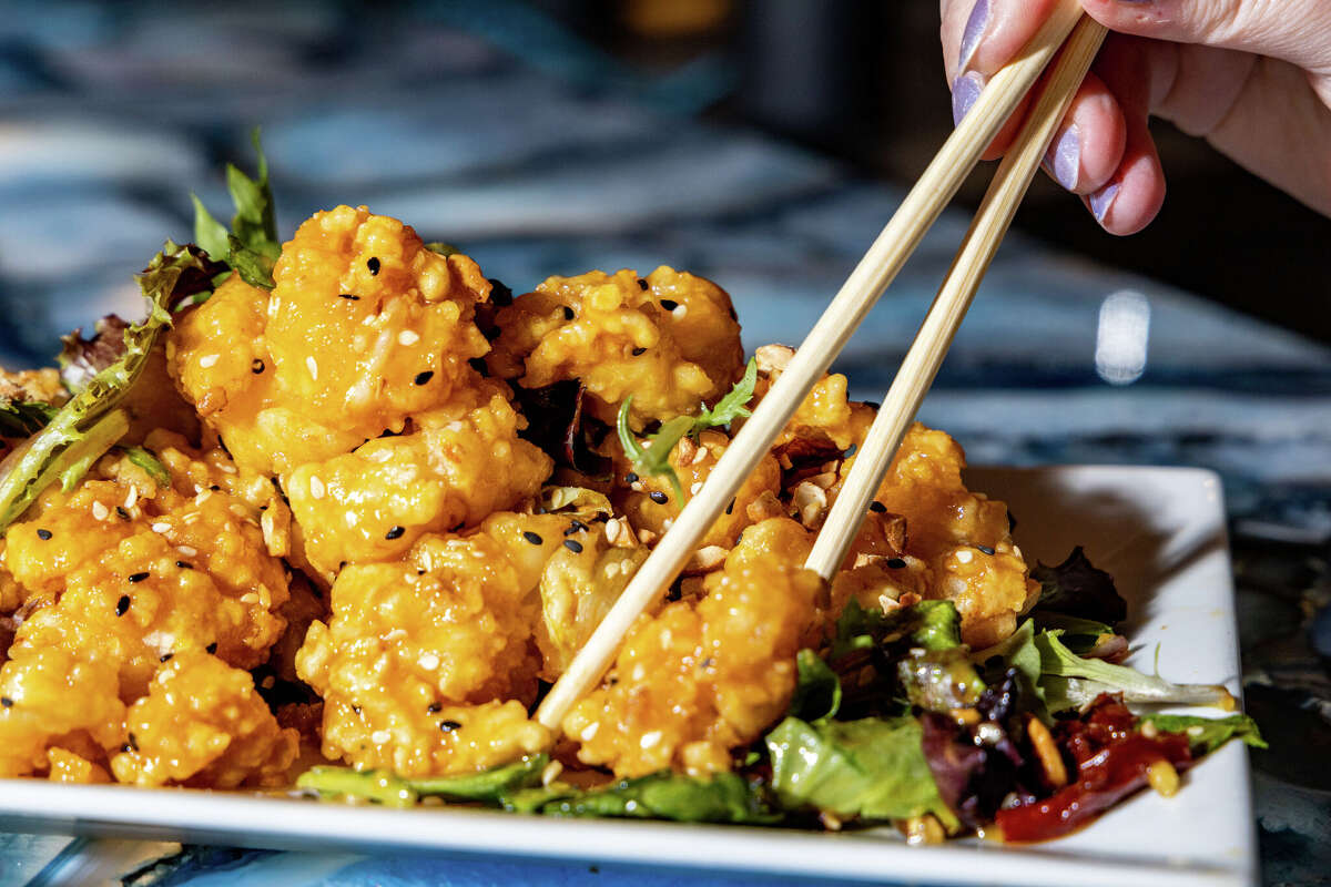 RAW* seafood restaurant now open in Hartford, from The Place 2 Be