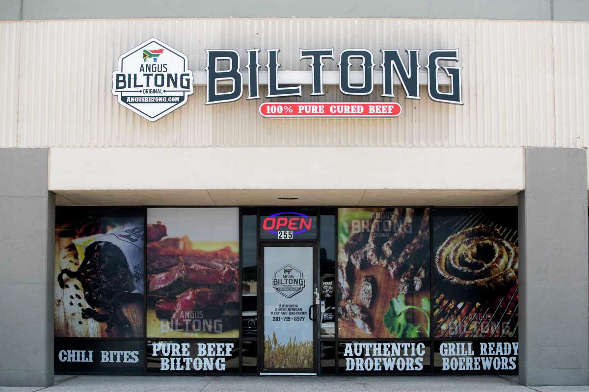 4 African grocery stores, restaurants line this corner of Spring