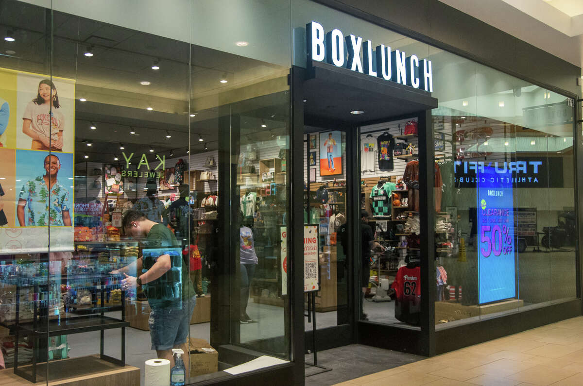 The Mall del Norte has announced the grand opening for its newest store, Box Lunch, will take place May 20 and 21st.