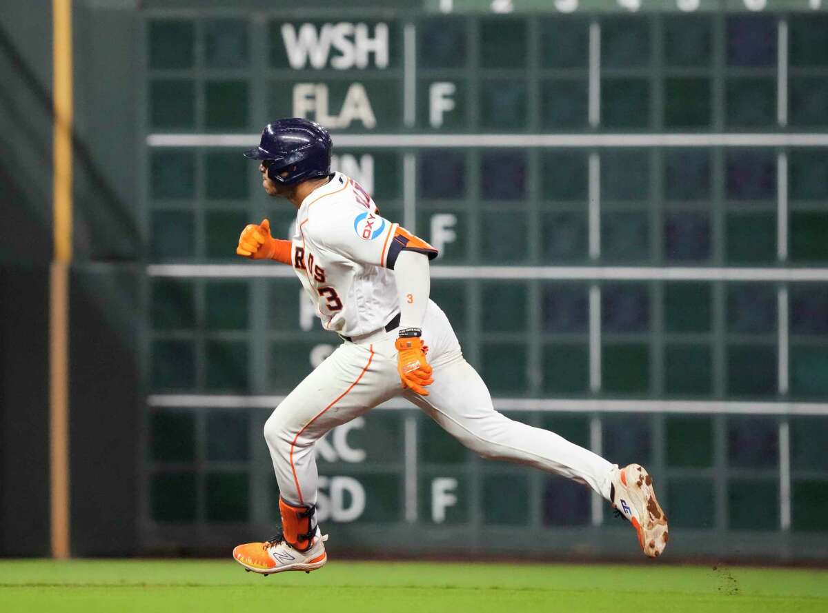 Houston Astros Stirring comeback vs. Cubs leads to 'win of the year'