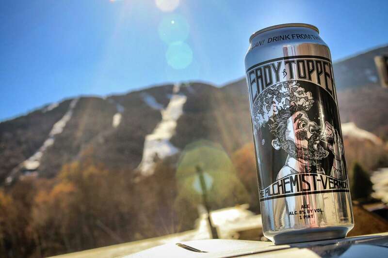 Michigan beers and breweries covered comprehensively. Original articles