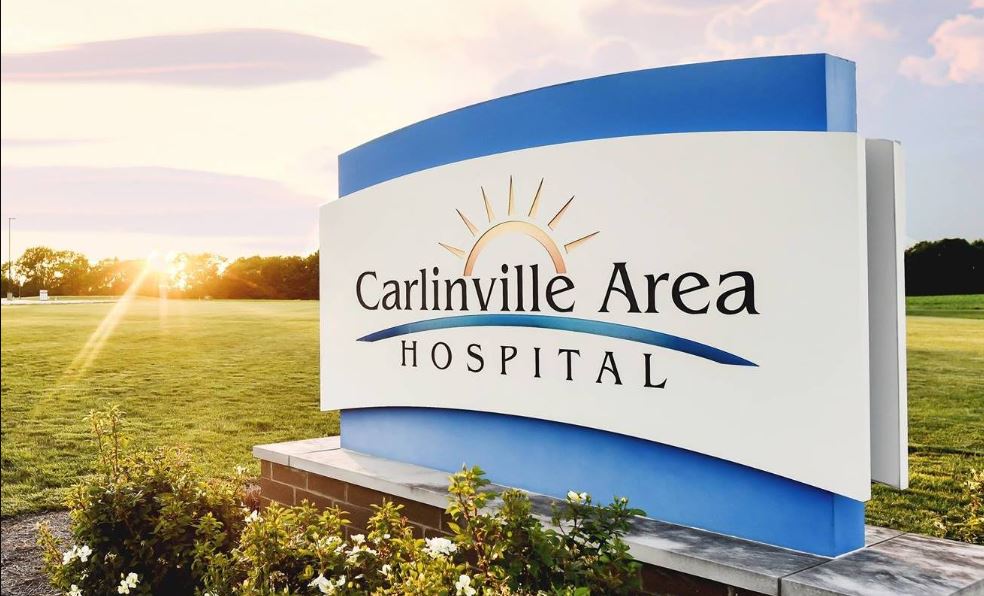 Carlinville Area Hospital Auxiliary awards two $1,000 scholarships - Vimarsana News