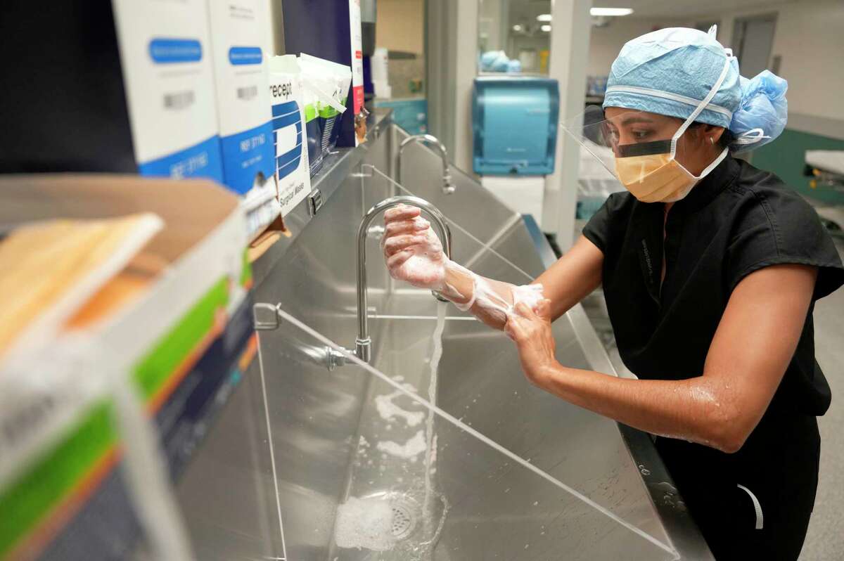 Ashmi Patel makes a splash at Houston Methodist. She is among the first group of 22