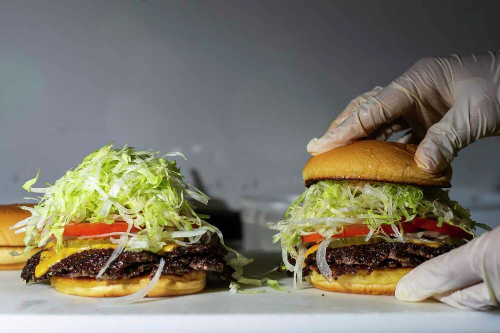 Grill-Worthy Burgers Indoors