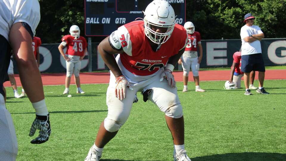 Junior right tackle Nate Kibble going through one-on-one drills at practice.