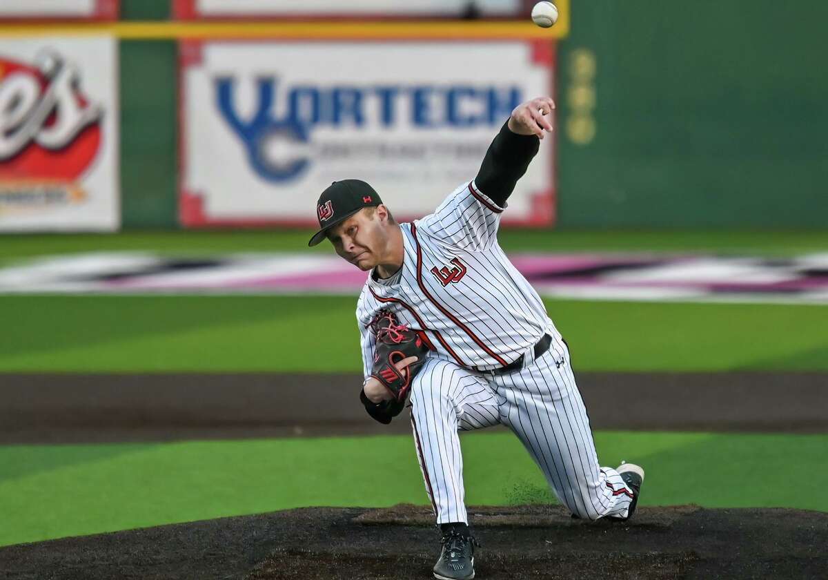 Lamar University baseball team clinches spot in Southland tournament