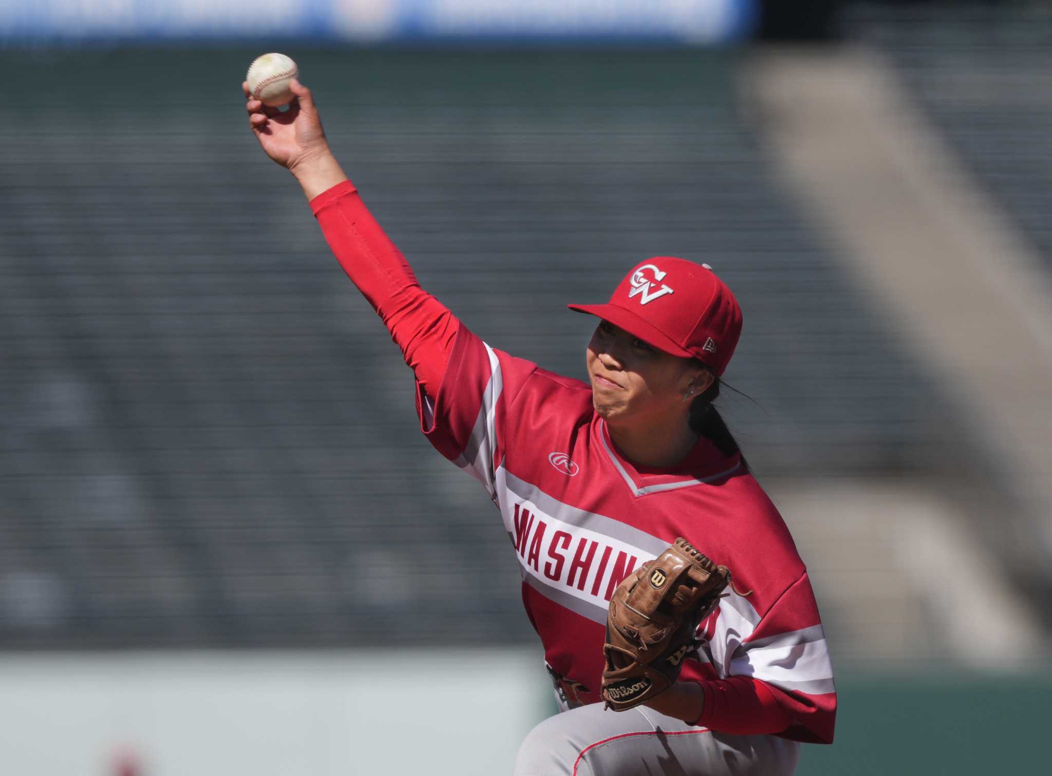 Lowell tops Washington 11-3 for SFS title; Isabella Fong makes history