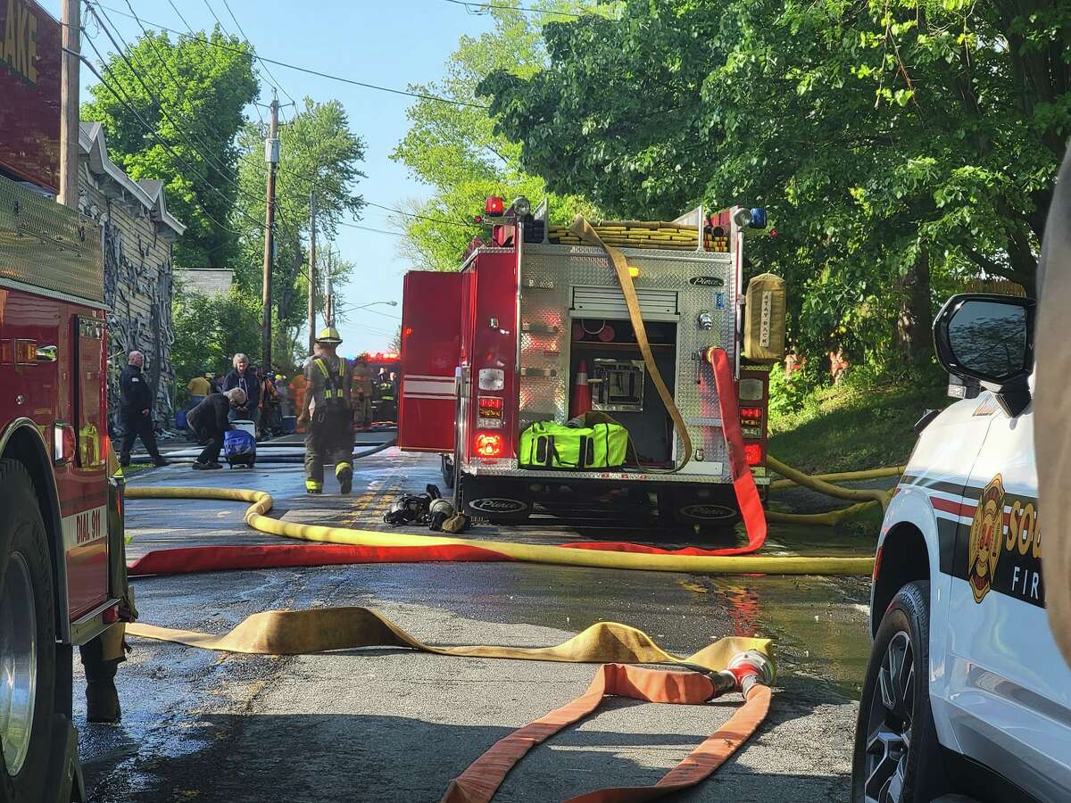 Firefighters: One dead in Schodack Landing fire