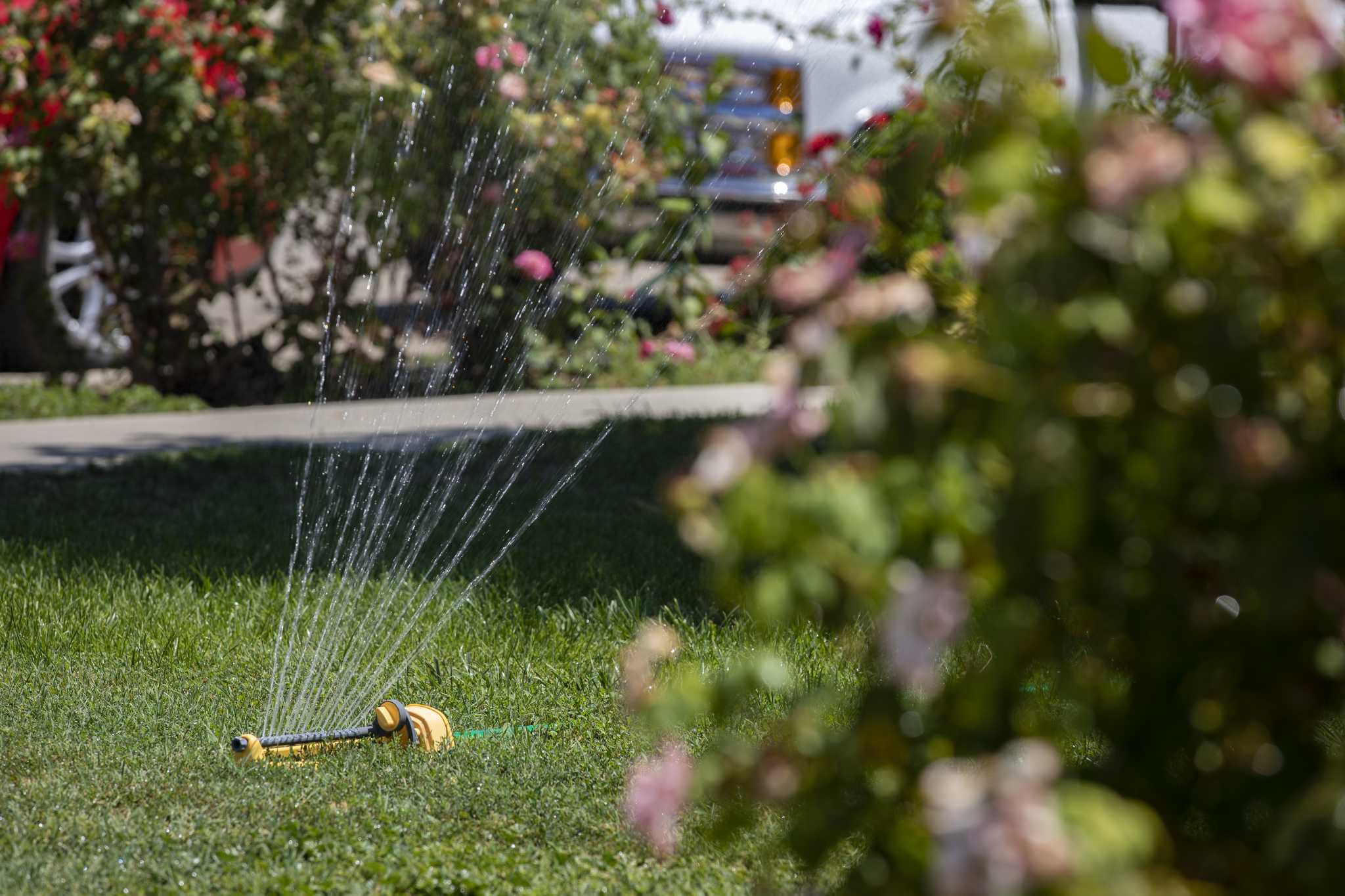 Storms filled California reservoirs. So why are water bills spiking? - Vimarsana News