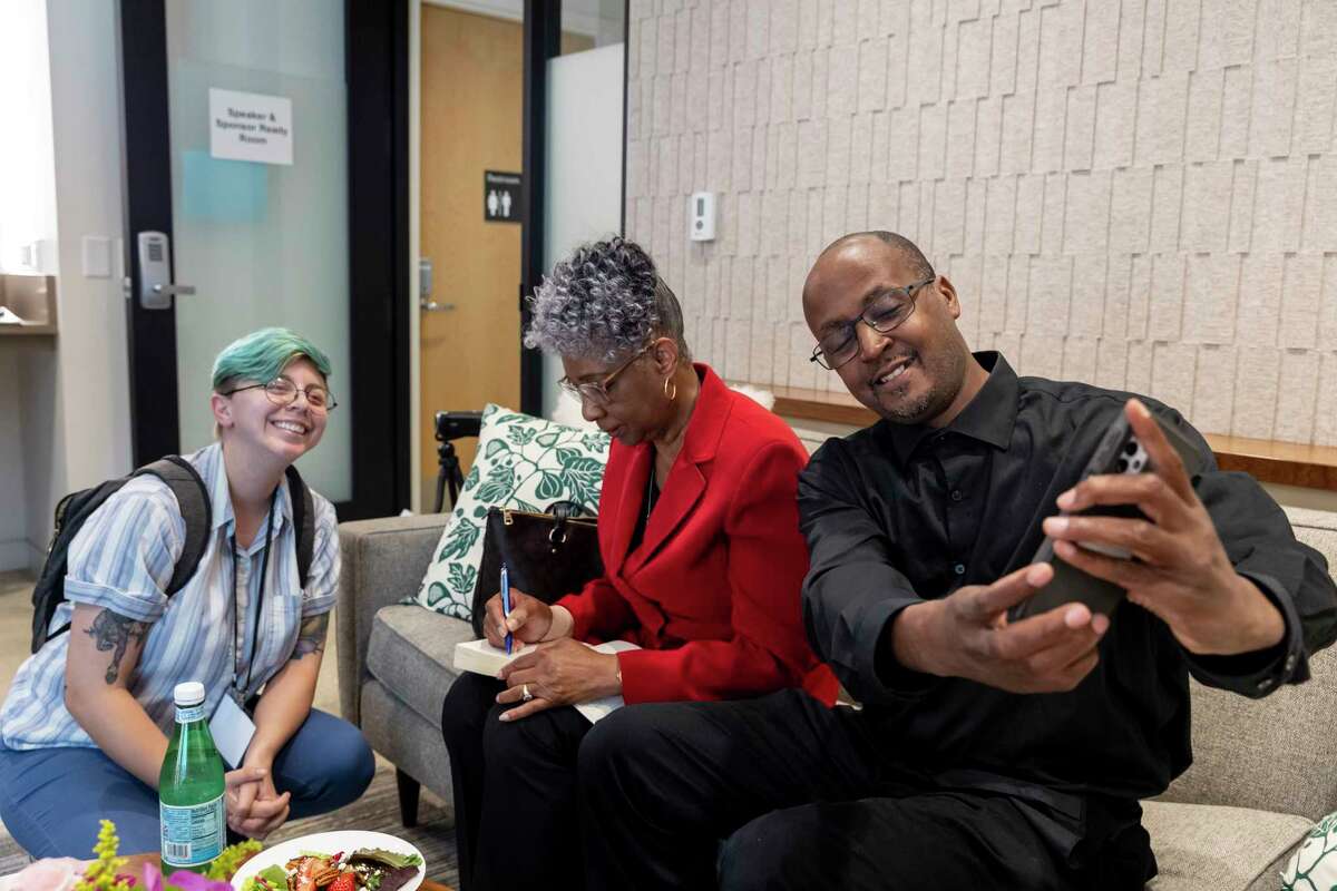 Henrietta Lacks' Family Talks To Researchers In San Antonio