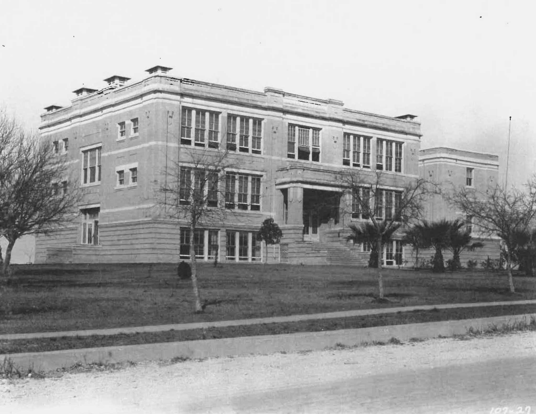 San Antonio’s Highland Park got early boost from streetcars, schools