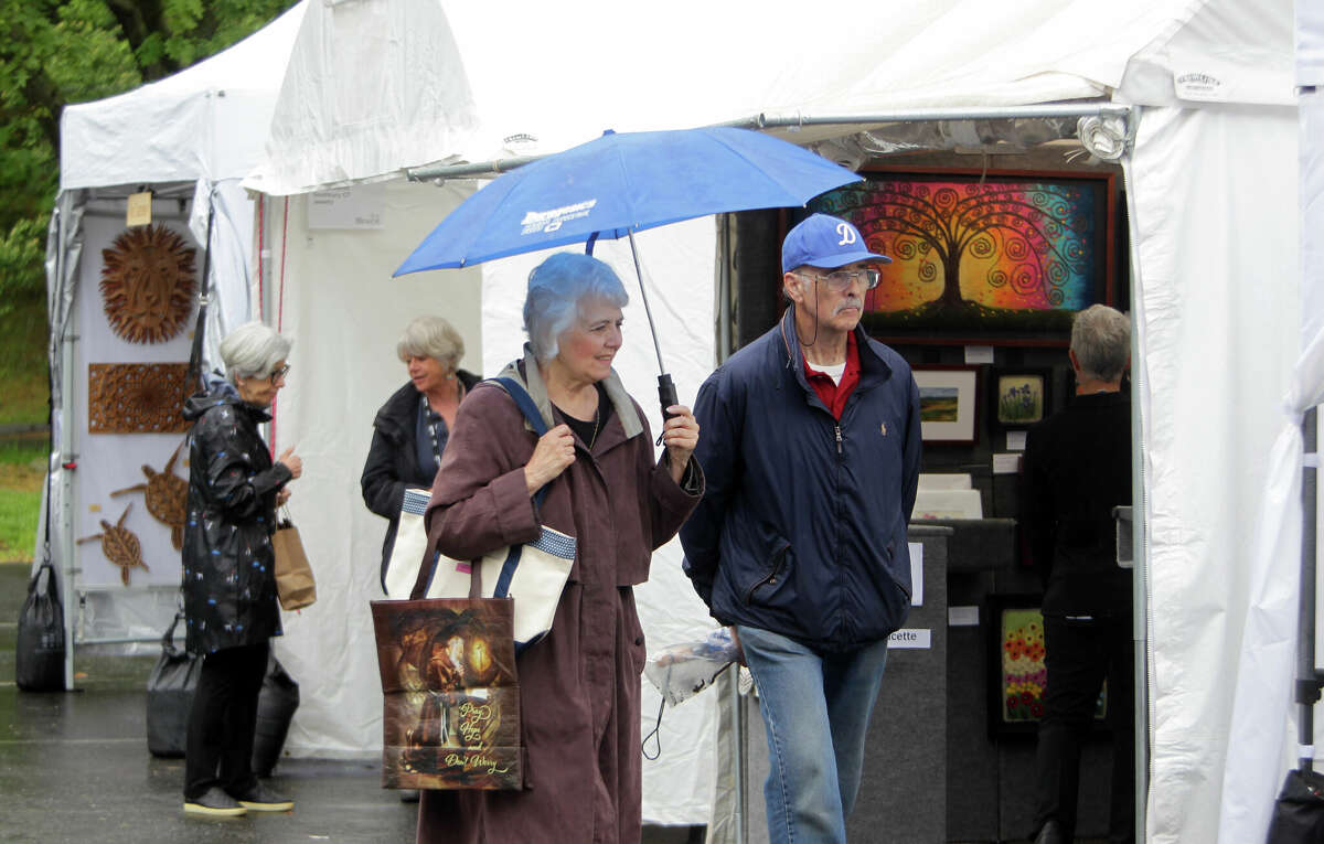 In Photos Greenwich's Bruce Museum craft fair draws buyers