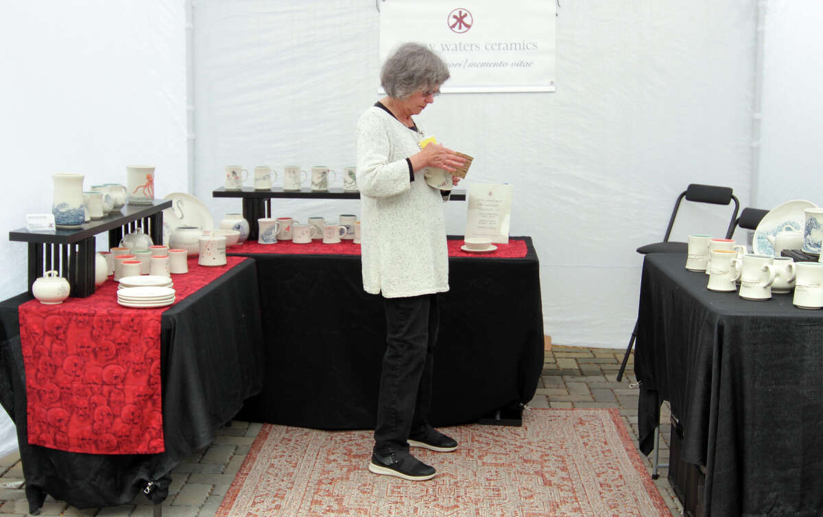 In Photos Greenwich's Bruce Museum craft fair draws buyers