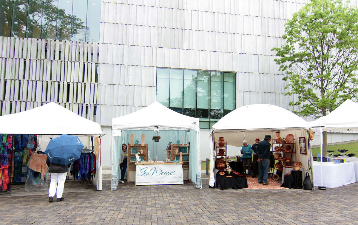 In Photos Greenwich's Bruce Museum craft fair draws buyers