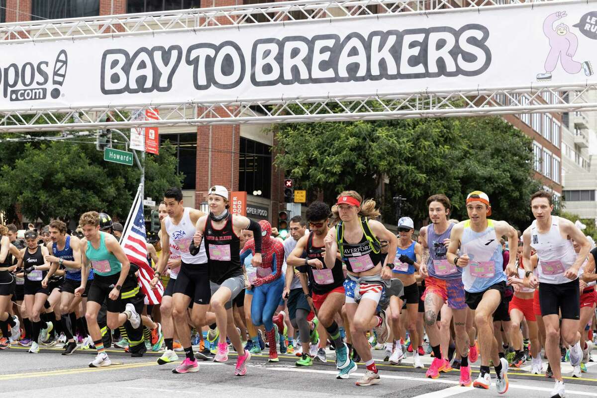 Bay to Breakers Winners emerge from among crowd of runners, revelers