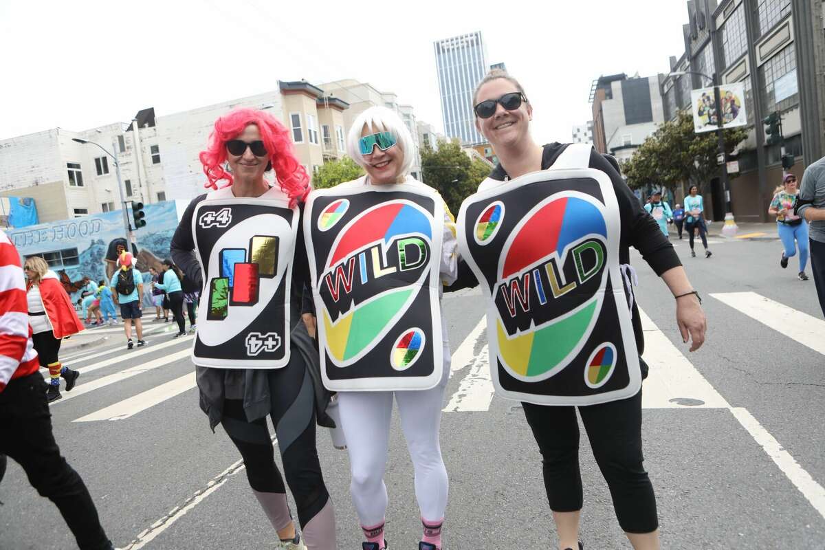 Photos show Bay to Breakers taking over San Francisco streets