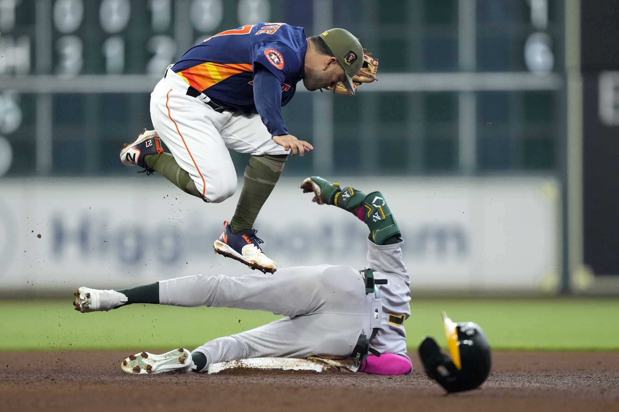 The play that may have saved Framber Valdez's no-hitter: Astros notes - The  Athletic