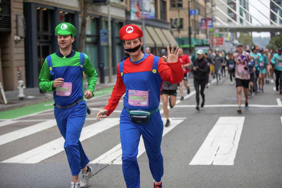 The best costumes at Bay to Breakers 2023