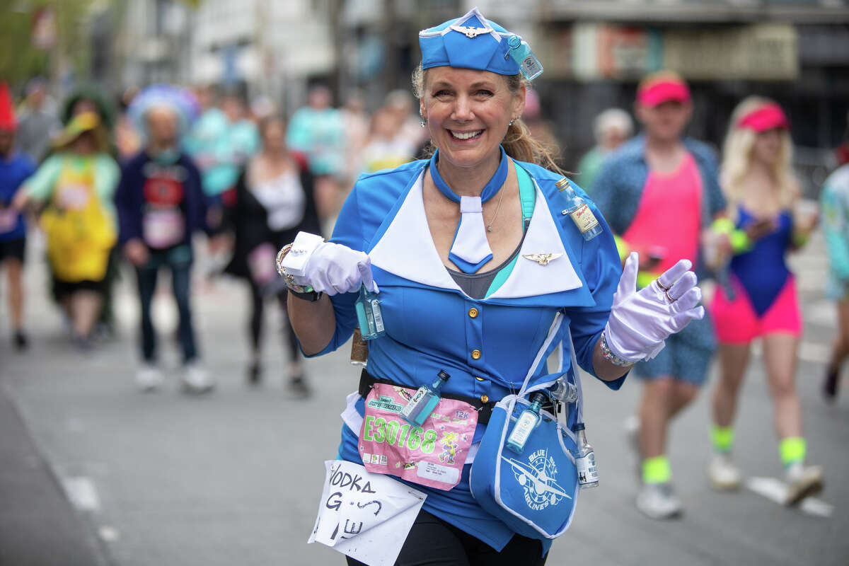 The best costumes at Bay to Breakers 2023