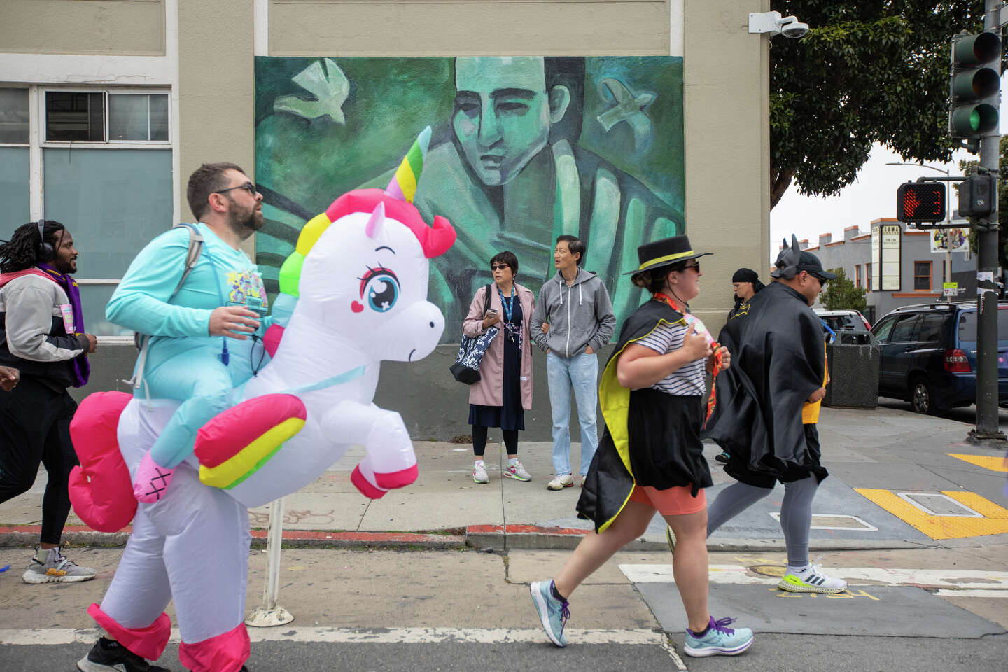 Photos show Bay to Breakers taking over San Francisco streets