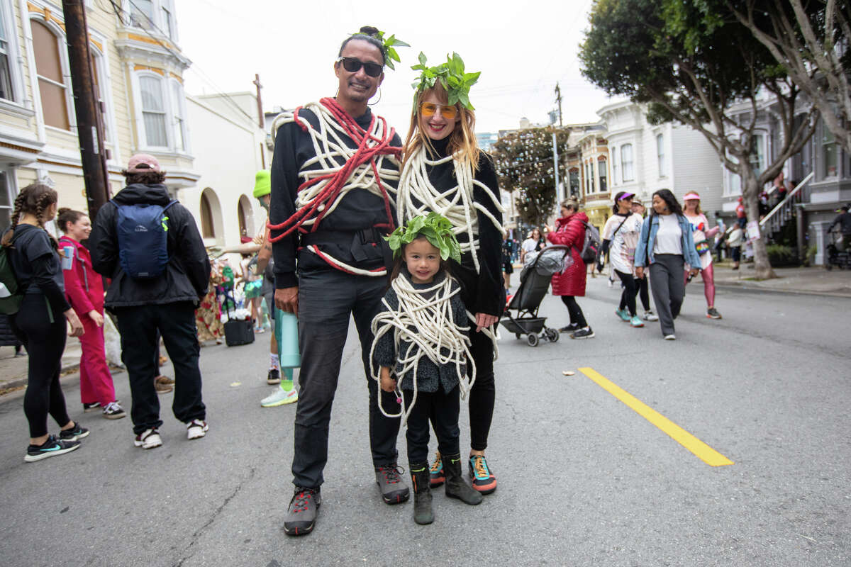 The best costumes at Bay to Breakers 2023