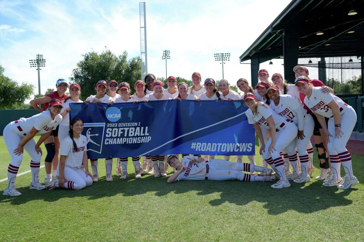 Stanford reaches softball super regional; Cal falls to No. 1 Sooners