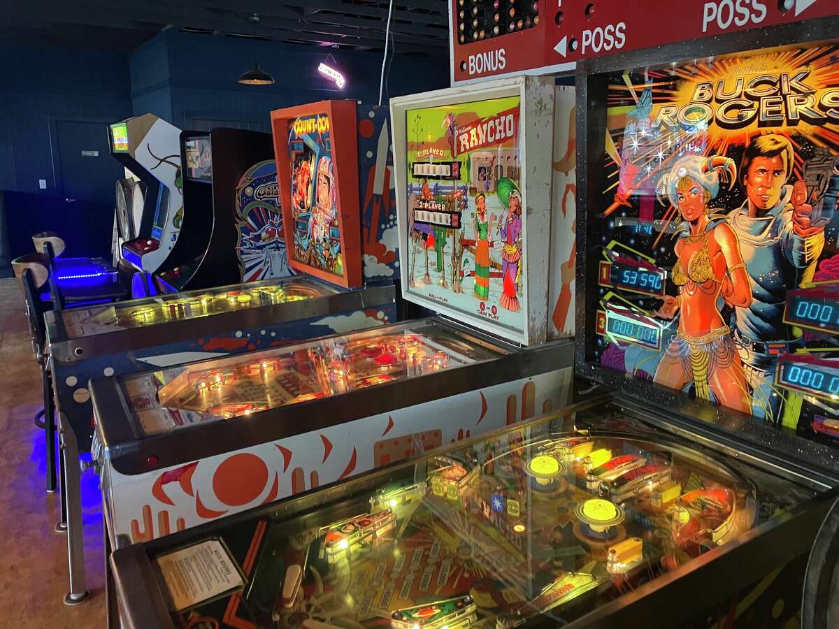 Hamby's in Boerne is back to serve up big burger bites