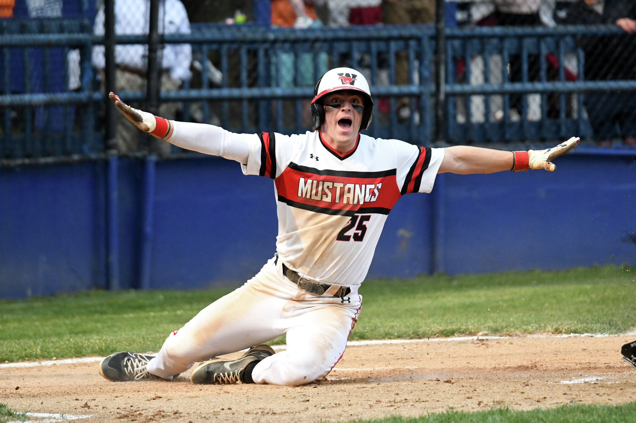 CT high school title game between Staples, Warde includes top pitchers