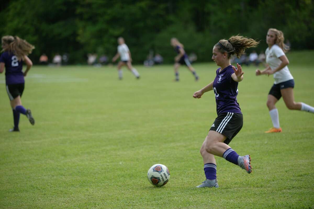 gladwin-baseball-cba-soccer-both-fall-in-regional-semifinals