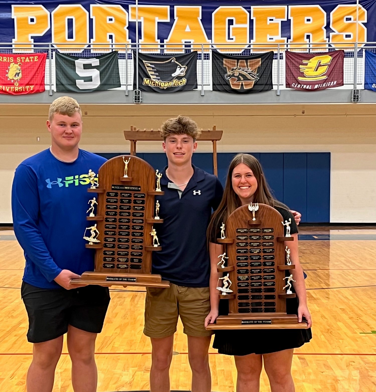 Onekama Consolidated Schools names Athletes of the Year