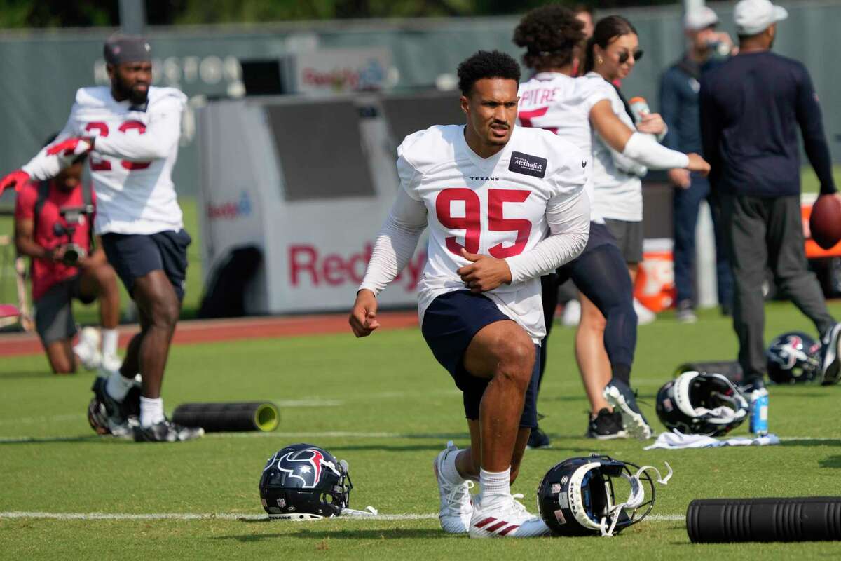 Houston Texans: Defensive end Derek Rivers signed to 53-man roster