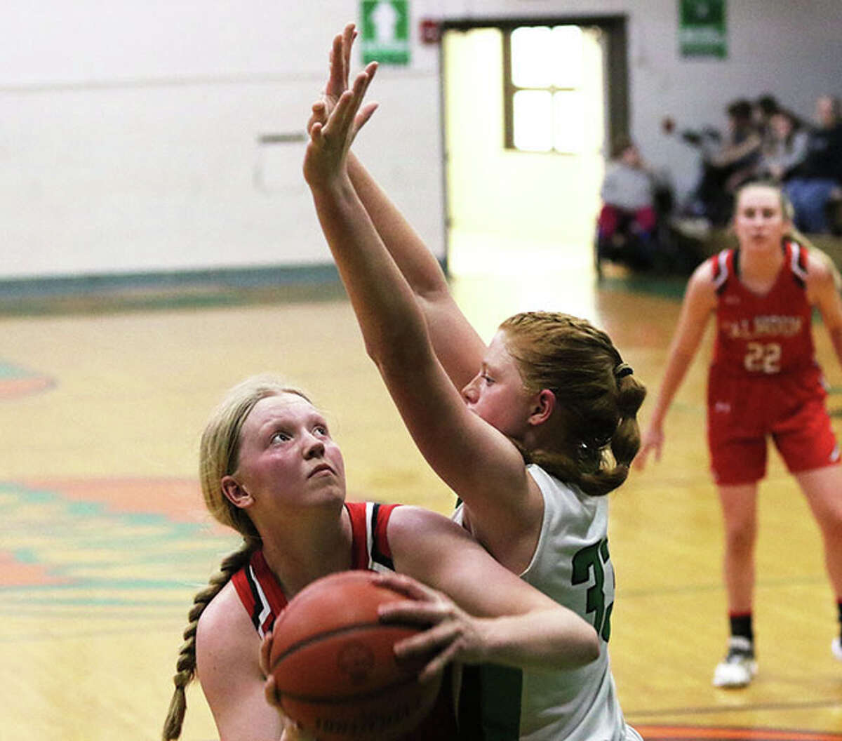 Moms set Flowers, Gilman on path to secondgen ‘frenemies’