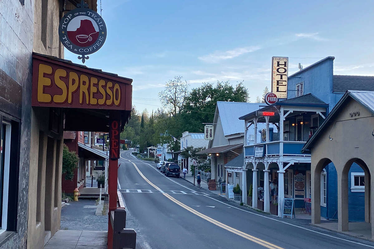 Groveland businesses suffer after main road into Yosemite fails