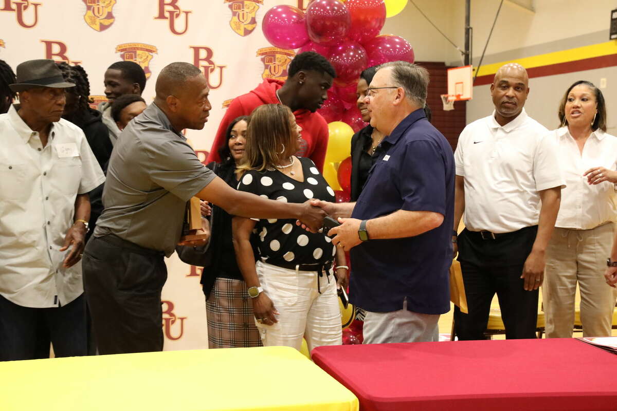 Texas High School Coaches Association honors David Green