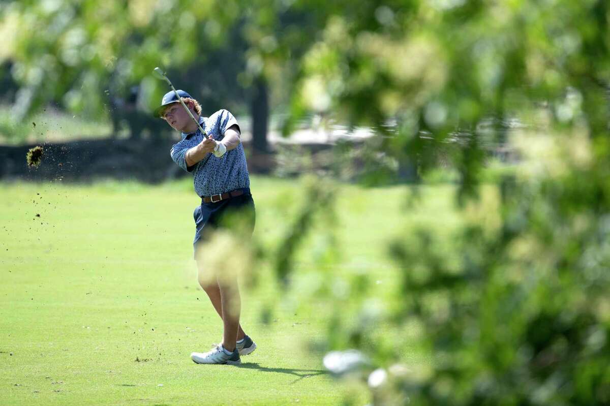 Texas high school golf tournament Lake Creek wins first title