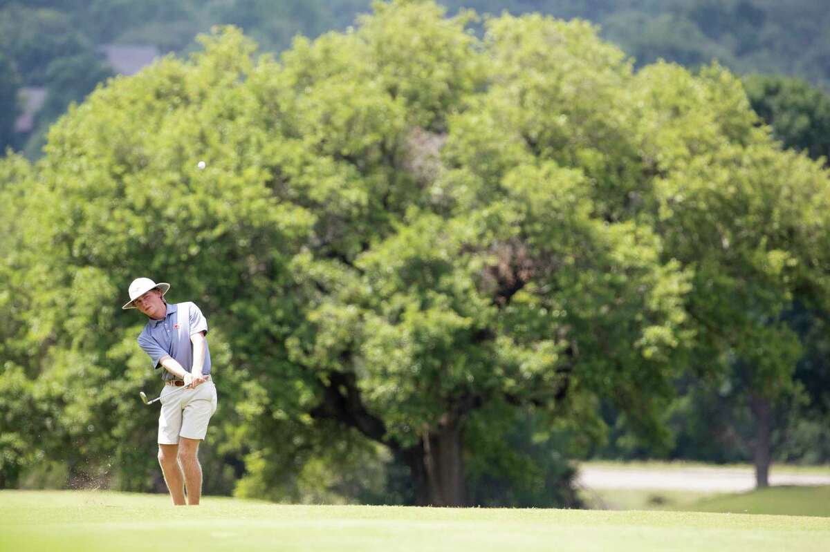 Texas high school golf tournament Lake Creek wins first title