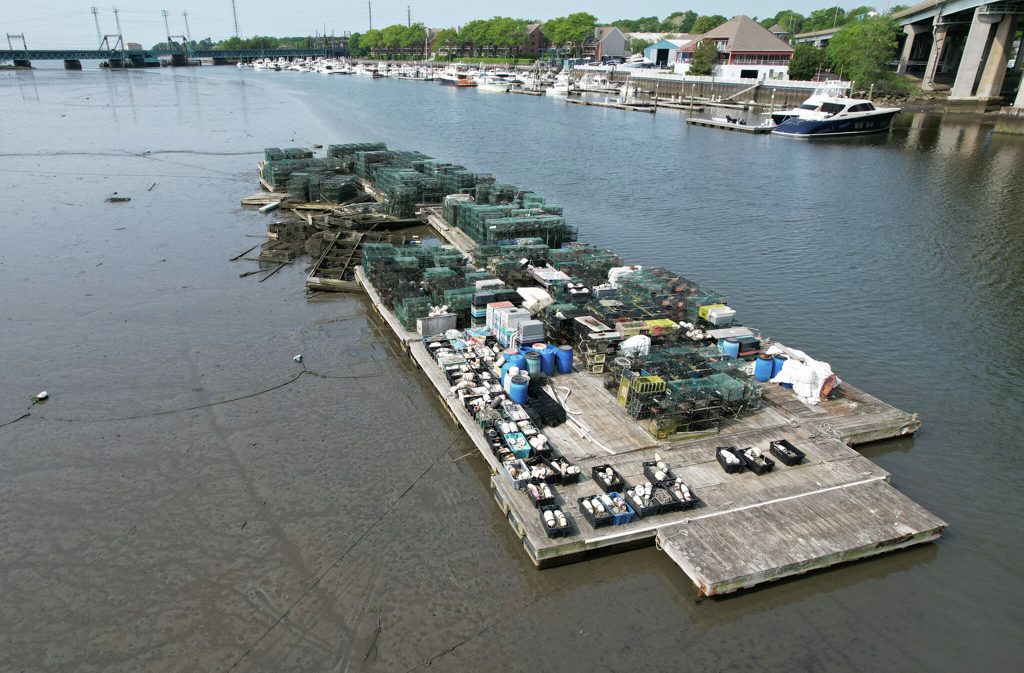 Lobster Barges In Greenwich S Mianus River Must Go State Says   RawImage 