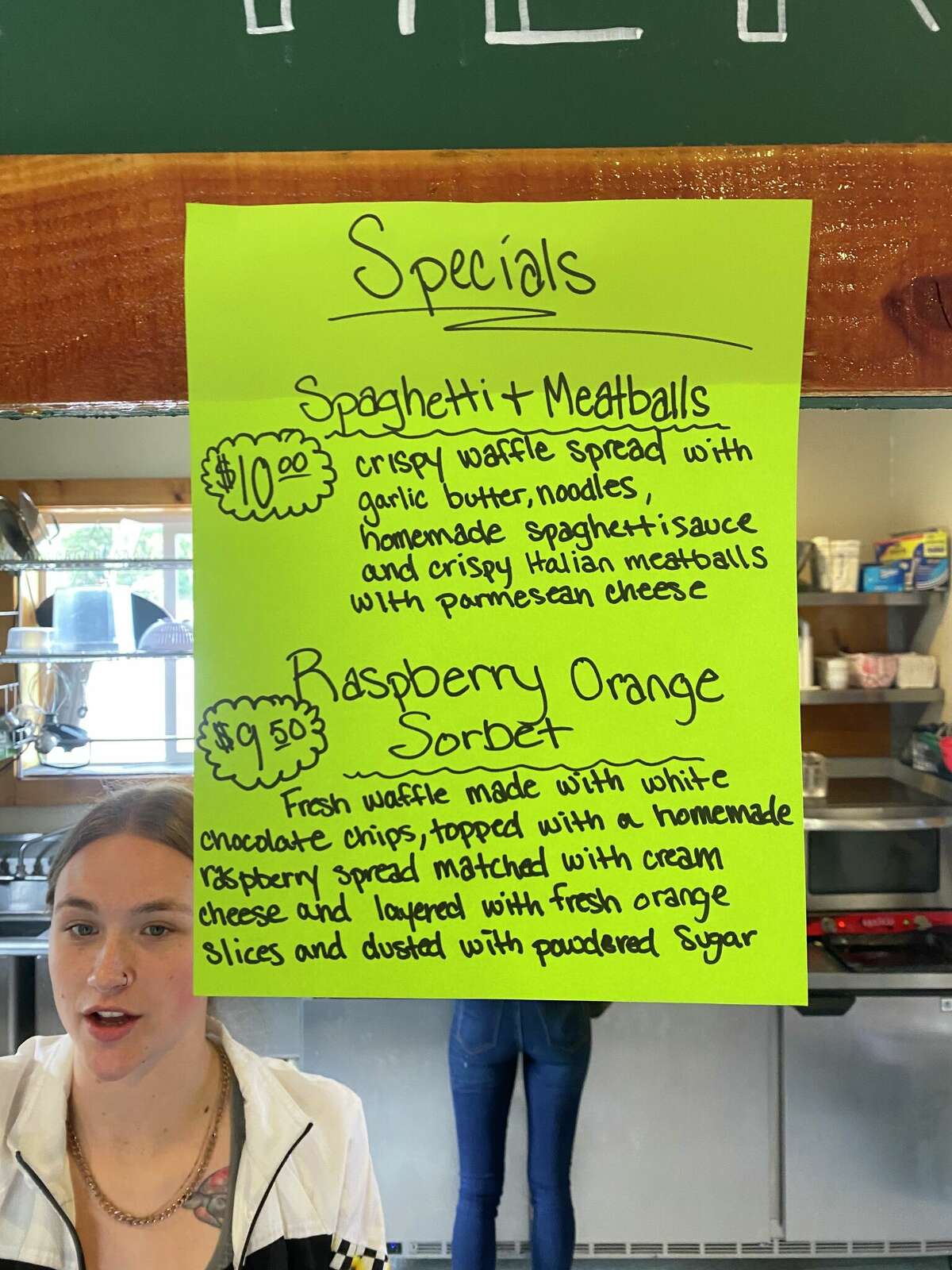 'Mind blowing' A hardware store is selling the best waffles in NorCal