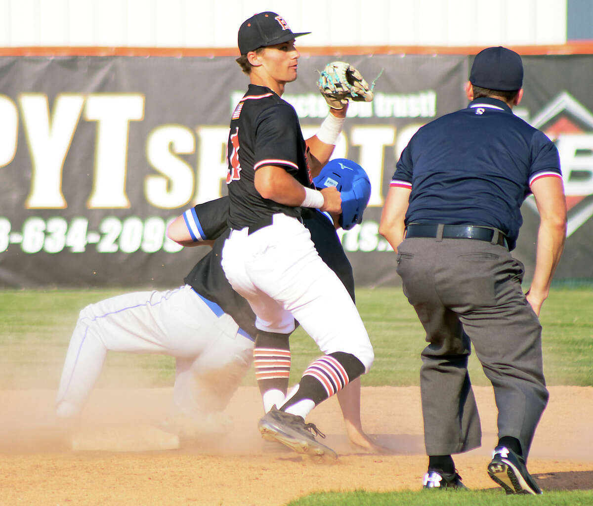 Edwardsville baseball, softball eying regional championships